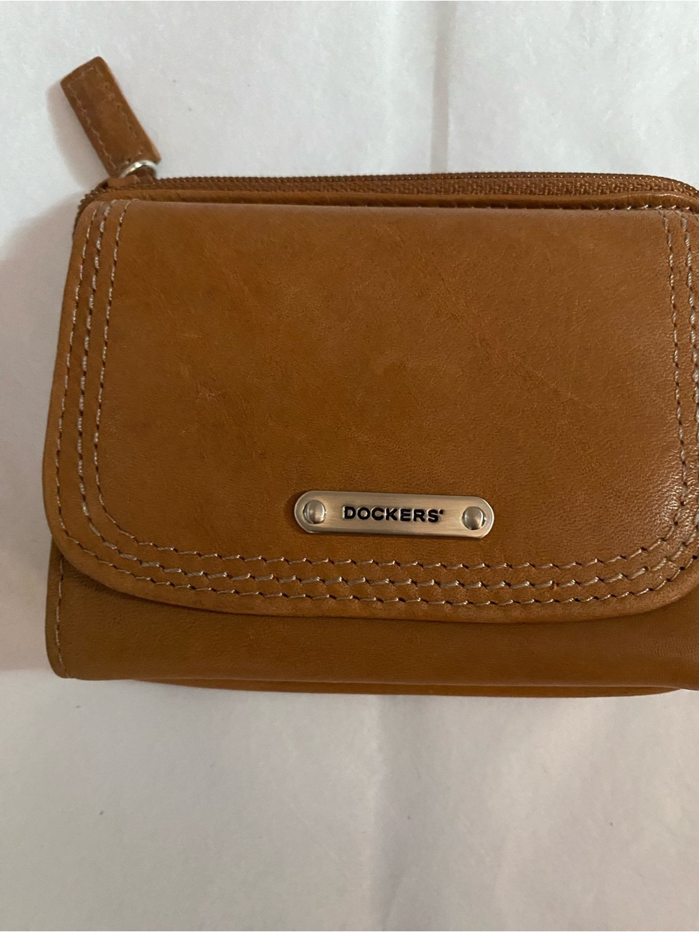 Dockers Tan Leather Zip & Flap Compact Wallet